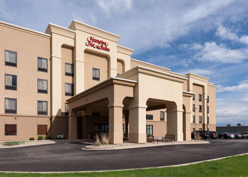 Hampton Inn & Suites Cedar Rapids Exterior foto