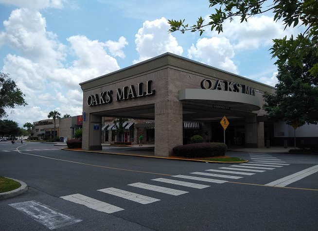 Oaks Mall photo