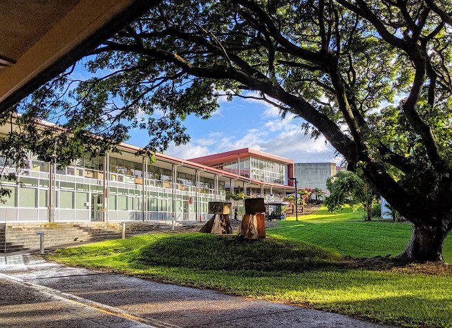 University of Hawaii at Hilo photo