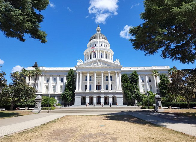 California State Capitol photo