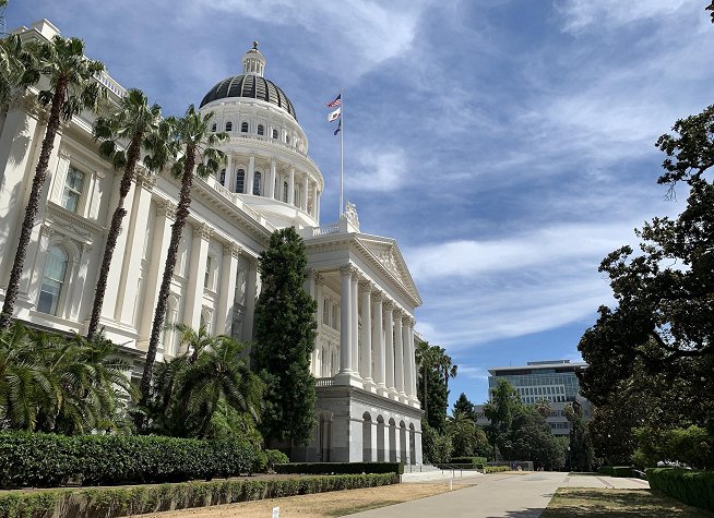 California State Capitol photo