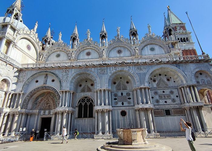 Basilica di San Marco photo