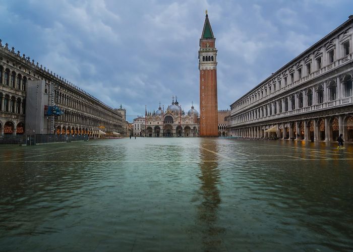 Basilica di San Marco photo