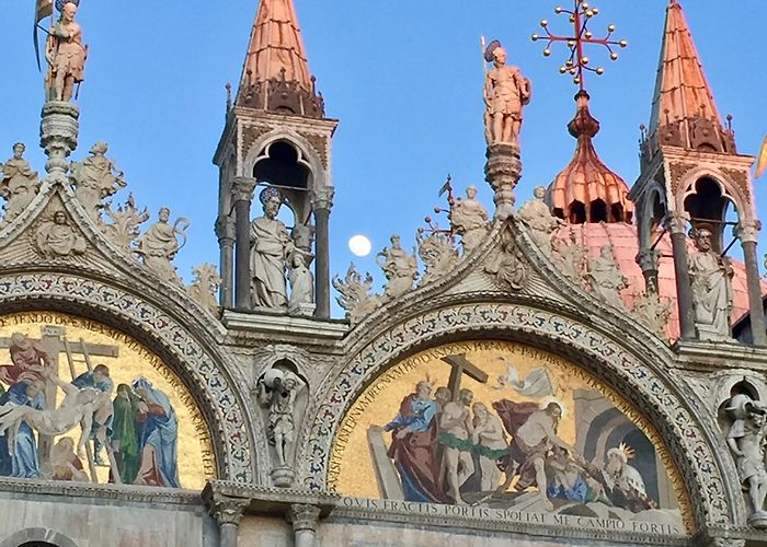 Basilica di San Marco photo