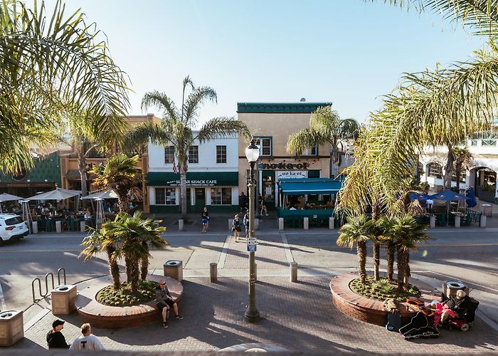 Downtown Huntington Beach photo