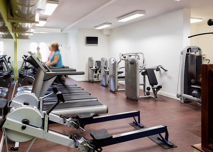 Walton Hall Mercure Warwickshire Walton Hall Hotel & Spa - Spa Naturel Fitness photo