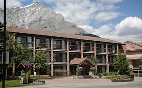 High Country Inn Banff Exterior photo