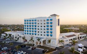 The Karol Hotel, St. Petersburg Clearwater, A Tribute Portfolio Hotel Exterior photo