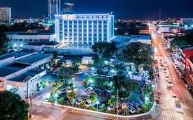 The Apo View Hotel Davao City Exterior photo