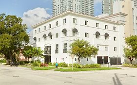 Sonder The Palace Aparthotel Doral Exterior photo