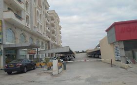 Abraj Llshkk Almfrosha Apartamento Salalah Exterior photo