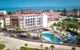 Istanbul Beach Hotel Kemer Exterior photo