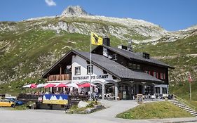 Berggasthaus Piz Calmot Hotel Andermatt Exterior photo