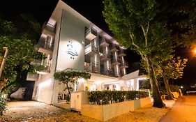 Hotel 21 Riccione Exterior photo