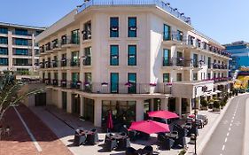 Hotel Mistral Balchik Exterior photo