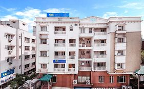 Fabhotel Blossoms Service Apartment - Nr Chennai City Center & Mgr Memorial House & Pondy Bazaar Exterior photo