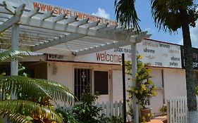 El Rey Hotel Belmopan Exterior photo