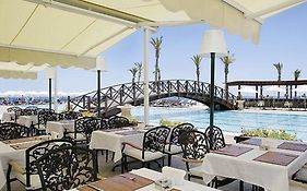 Mercure Cyprus Casino Hotels & Wellness Resort Cirénia Restaurant photo