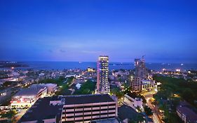 Aston Makassar Hotel & Convention Center Exterior photo