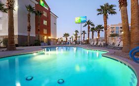 Holiday Inn Express Las Vegas South, An Ihg Hotel Exterior photo