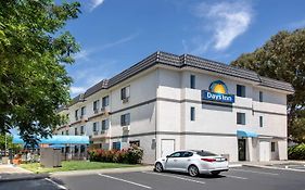 Days Inn By Wyndham Woodland Exterior photo