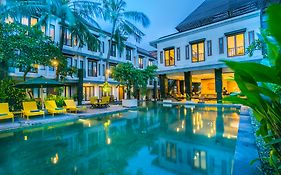 Casa Padma Suites Legian Bali Exterior photo