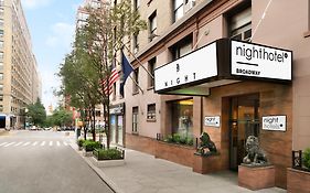 Night Hotel Broadway Nova Iorque Exterior photo