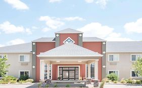 Howard Johnson By Wyndham Oacoma Hotel & Suites Exterior photo