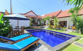 Pererenan Nengah Guest House Canggu Exterior photo