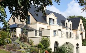 Le Domaine Des Chevaliers De Malte Acomodação com café da manhã Villedieu-les-Poëles Exterior photo