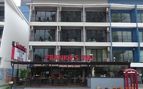 Frankie'S Inn Praia de Jomtien Exterior photo