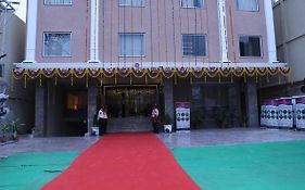 The Royal Class Hotel Gwalior Exterior photo