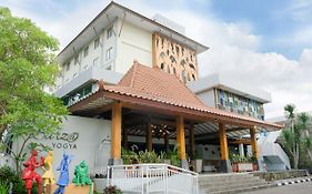 Burza Hotel Jogjacarta Exterior photo