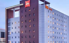 Ibis Surabaya City Center Exterior photo