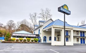 Days Inn By Wyndham Harriman Exterior photo