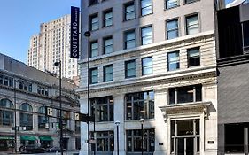 Courtyard By Marriott Cincinnati Downtown Exterior photo