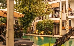 Ecosfera Hotel, Yoga & Spa Canggu Exterior photo