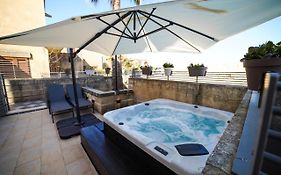 Harbour Views Duplex Maisonette With Jacuzzi Hot Tub Vila Mgarr Exterior photo