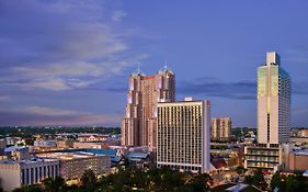 San Antonio Marriott Rivercenter On The River Walk Hotel Exterior photo