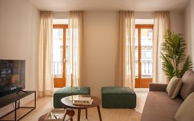 Apartment In Chamberi Madri Room photo