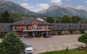 Northwinds By Basecamp Hotel Canmore Exterior photo