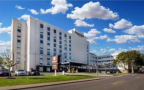 Doubletree By Hilton Hotel Niagara Falls New York Exterior photo