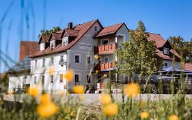 Gasthaus Zur Linde Hotel Dombuhl Exterior photo