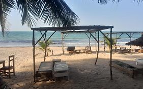 Smile Gambia Beach Bar Hotel Brufut Exterior photo