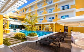 Sunlight Hotel Coron Exterior photo