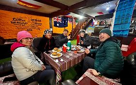 Lama Hotel - Cafe De Himalaya Lukla Exterior photo