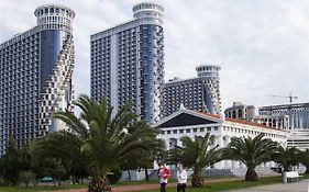 Orbi Sea Towers Batumi Apartamento Exterior photo