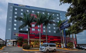 City Express Plus By Marriott Guadalajara Expo Hotel Exterior photo