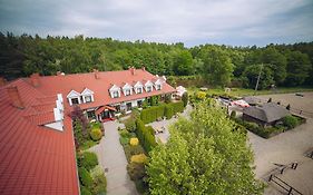 Hubertus Aparthotel & Restaurant & Horse Club Starogard Gdański Exterior photo