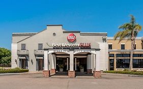 Best Western Plus Westbank Harvey Exterior photo